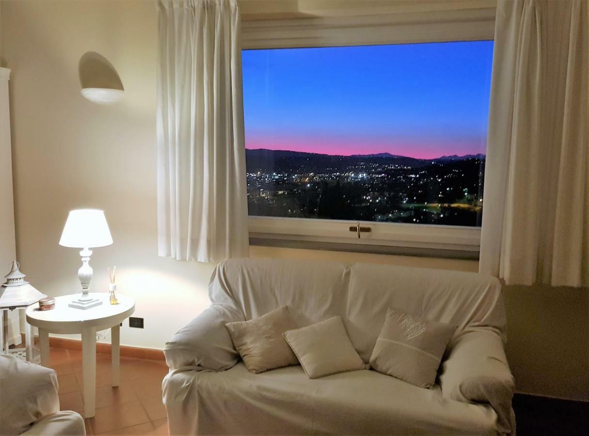 Ferienwohnung La Casa Di Chloe Poggibonsi Exterior foto